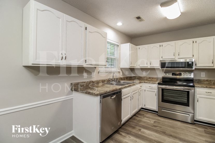 Building Photo - 5200 Orchard Ridge Ln