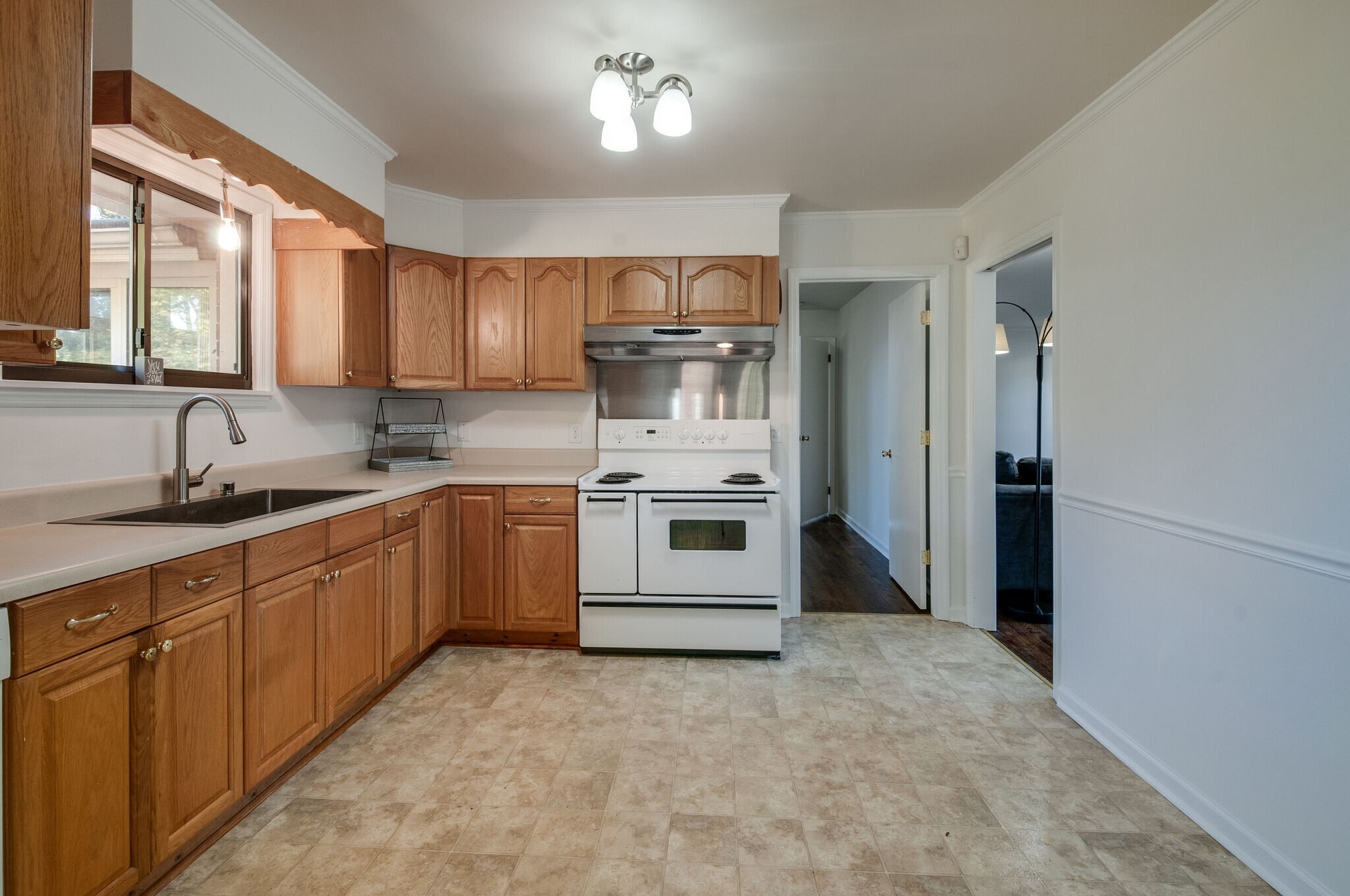 Kitchen - upstairs - 930 Havenhill Dr