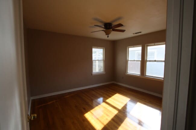 Building Photo - 4508 E Illinois Ave