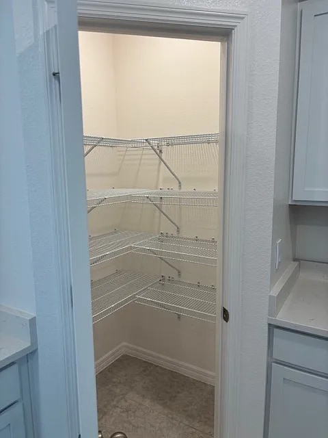 Building Photo - 3632 Majestic Dr