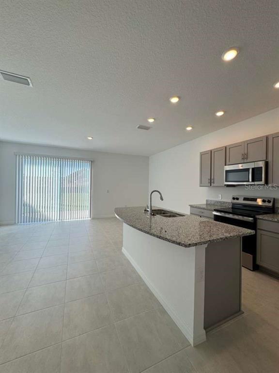 Building Photo - 7805 WATERSCAPE Dr