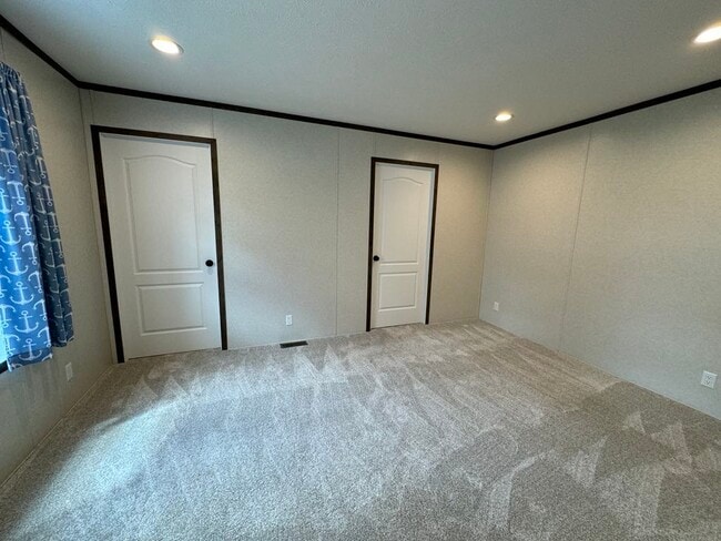 Building Photo - 48579 Leafdale Ct