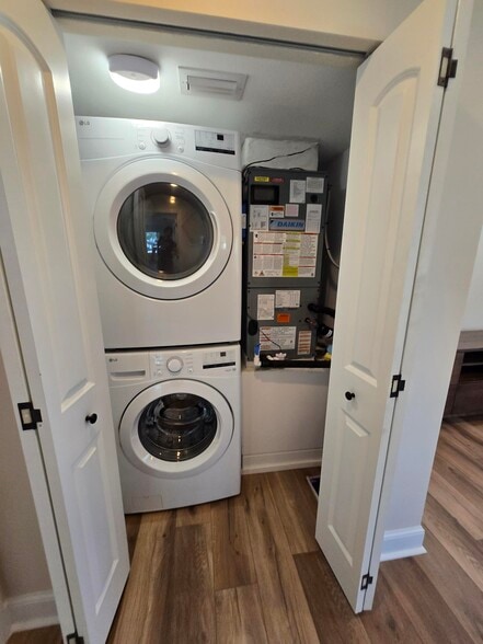 Building Photo - 2495 13th Ave N