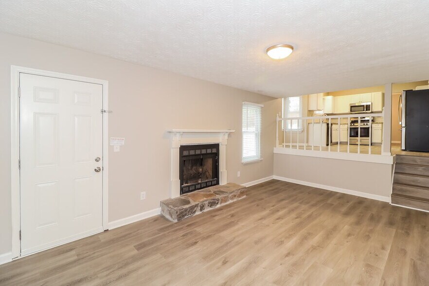 Building Photo - 4067 Keheley Glen Dr