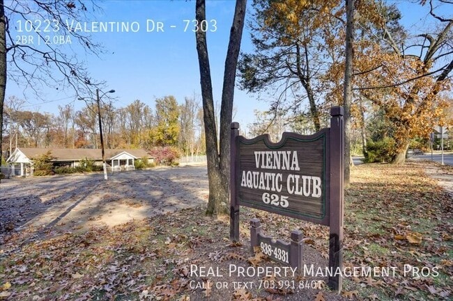 Building Photo - 10223 Valentino Dr