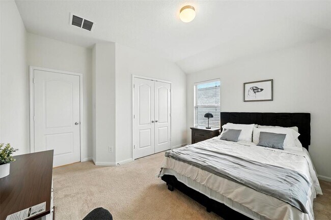 Building Photo - 15410 Rosehill Summit Ln