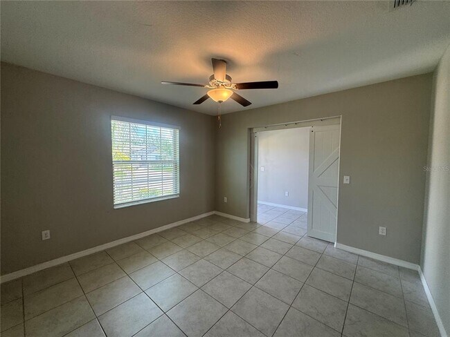 Building Photo - 5415 Amaryllis Garden St