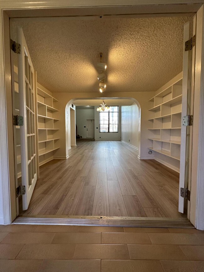 Building Photo - 22424 Thousand Pines Ln