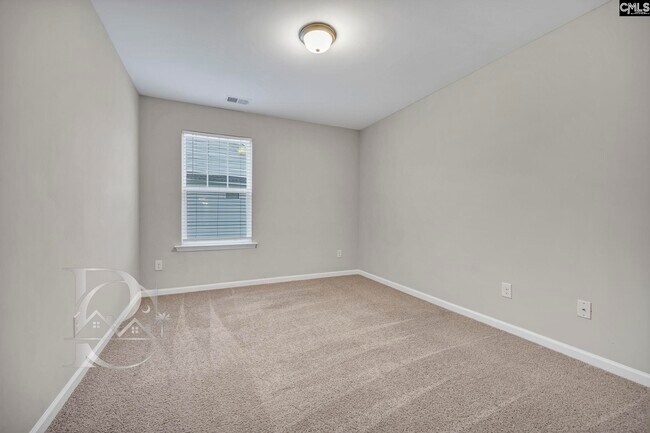 Building Photo - 122 Drummond Wy