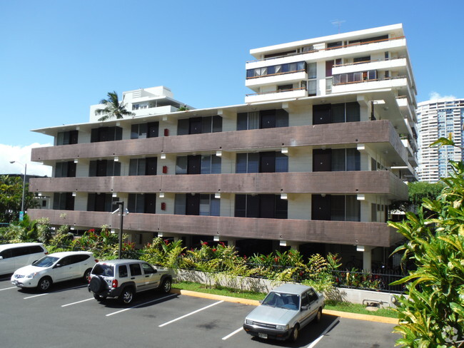 Primary Photo - Dori Apartments