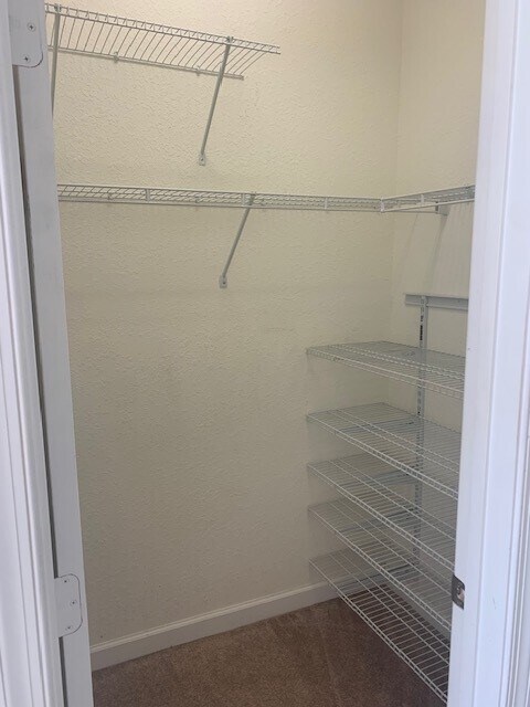 Building Photo - 9488 SW Merlin Ct