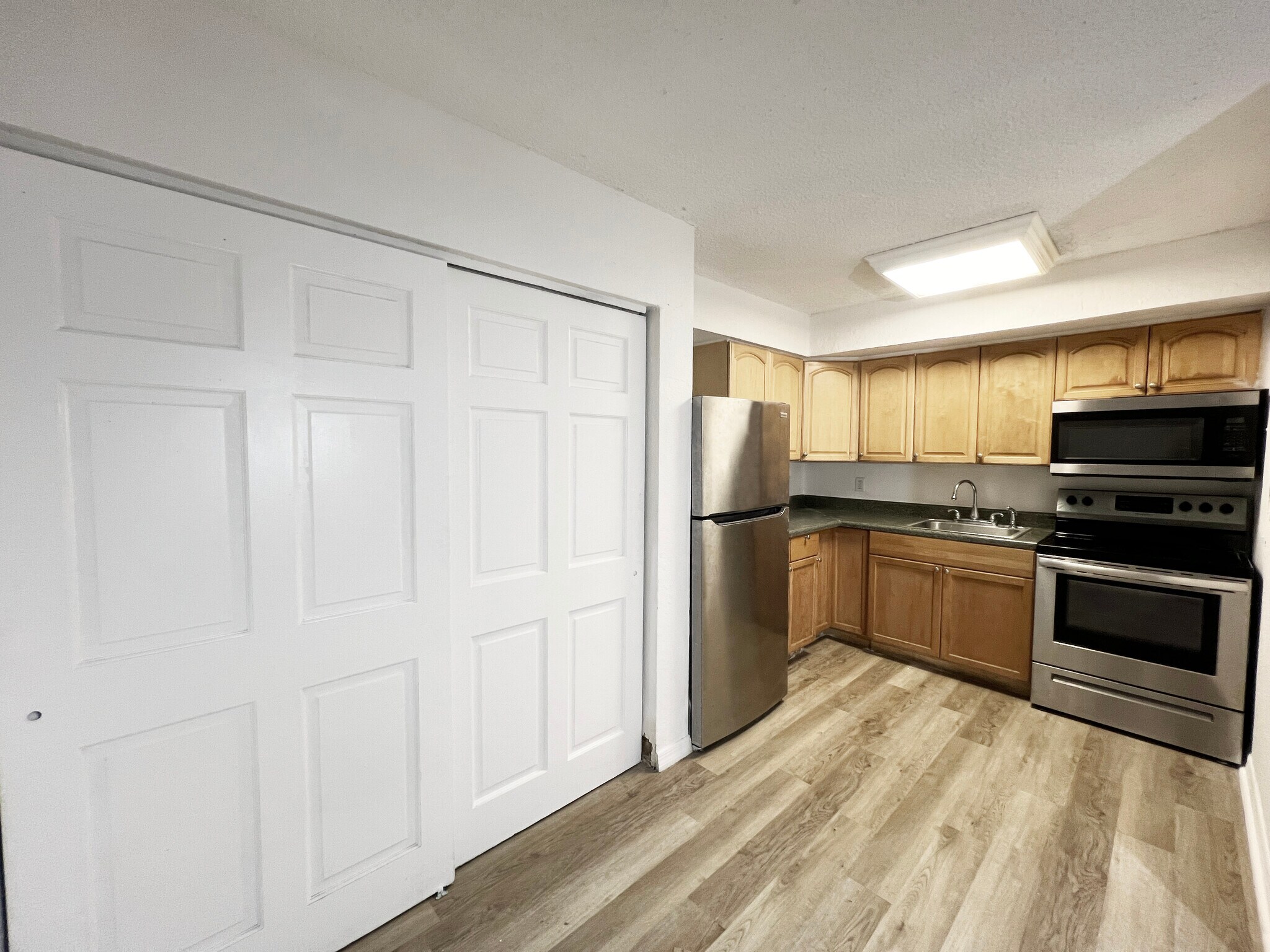 Building Photo - 65 NE 59th St