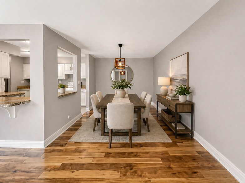 Building Photo - 1615 E Central Rd