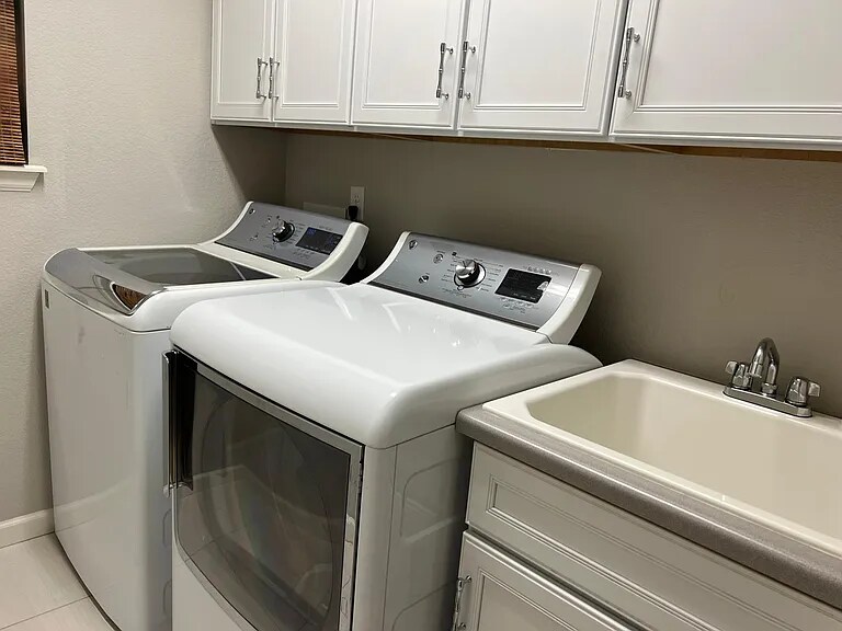 Building Photo - 5128 W 108th Cir