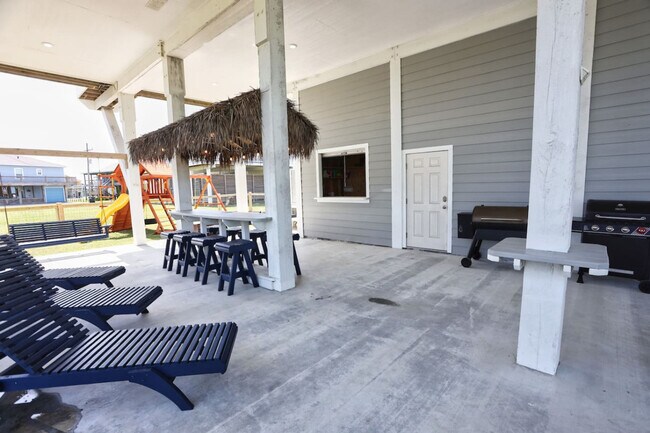 Building Photo - 939 Palm Ridge Dr