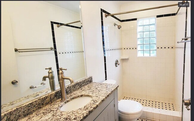 Building Photo - Beautiful 2-bedroom home!
