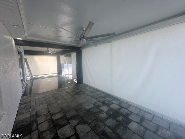 Building Photo - 3417 31st St W