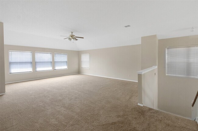 Building Photo - 2 Watergrove Ct