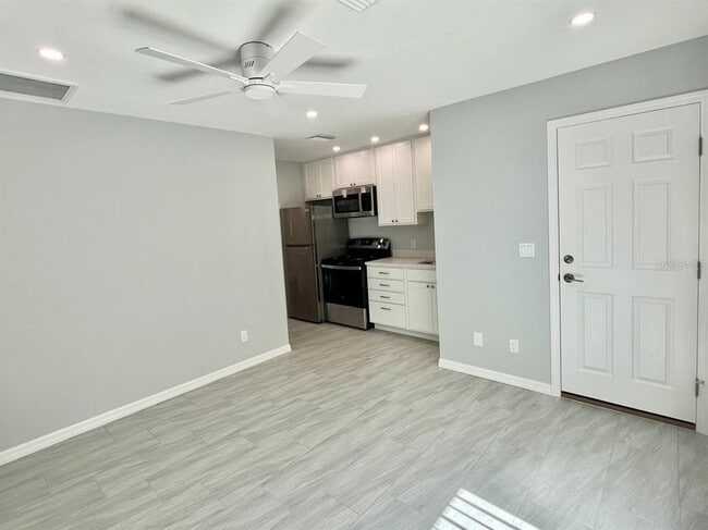 Building Photo - 4306 Porpoise Dr