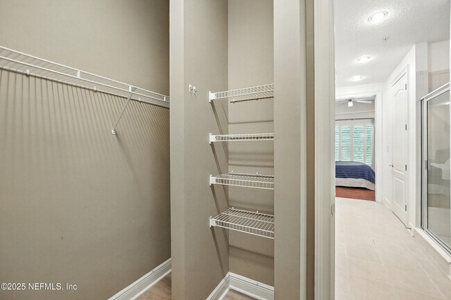 Building Photo - 2110 S Beach Pkwy