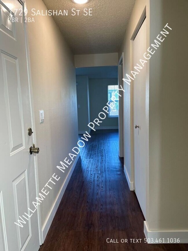 Building Photo - 1729 Salishan St SE