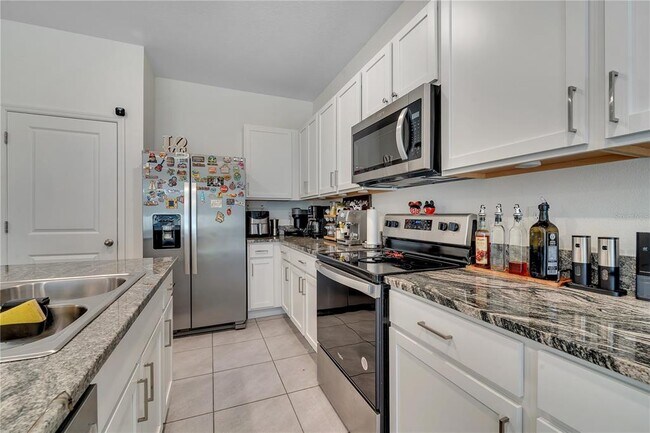 Building Photo - 2916 Peony Pr Ln