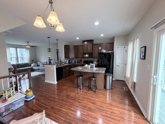 Building Photo - 606 Muddy Creek Rd