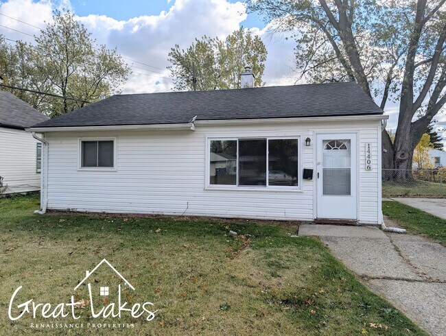 Primary Photo - Charming 2 Bedroom 1 Bathroom now availabl...