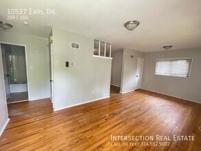 Building Photo - 10537 Earl Dr