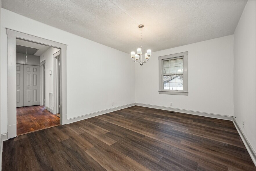 Building Photo - 308 1st Ave