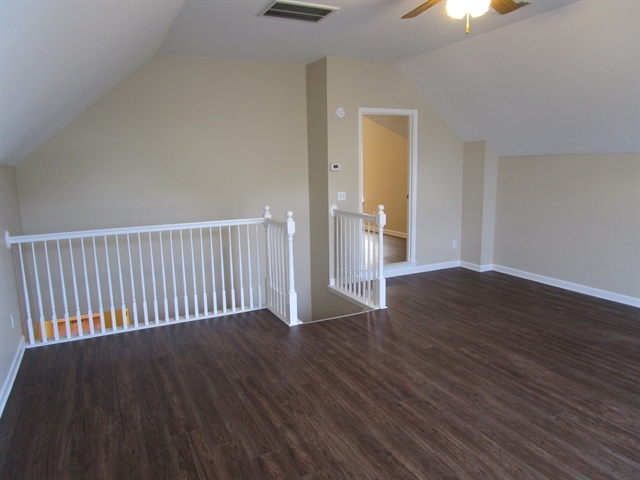 Building Photo - 2905 Runnymeade Dr