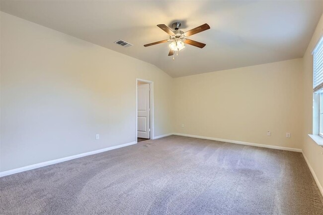 Building Photo - 112 Sabine River Dr