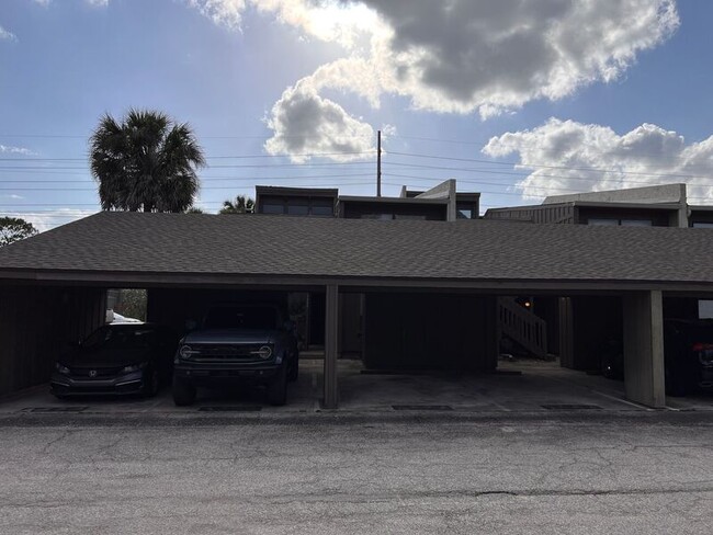Building Photo - 5409 Pine Creek Dr