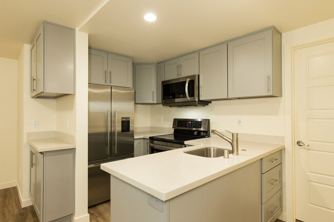 Building Photo - Spacious 3-Bedroom in Ballard!