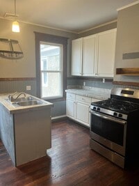 Building Photo - 20 Besch Ave