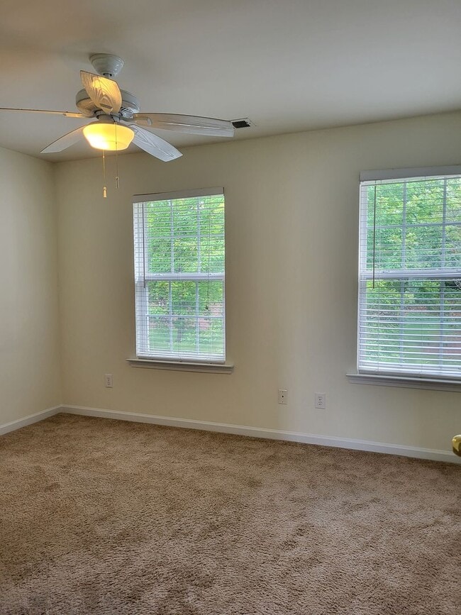 Building Photo - 2 bedroom townhouse in Cornelius