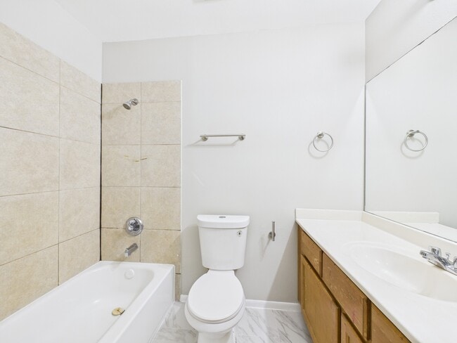 Building Photo - 12642 Ashford Meadow Dr