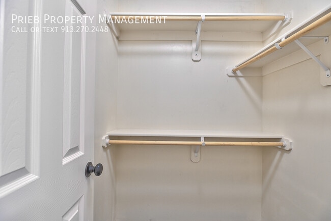 Building Photo - 714 N Findley St