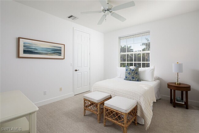 Building Photo - 155 1st Ave S