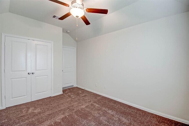 Building Photo - 2218 Pumpkin Patch Ln