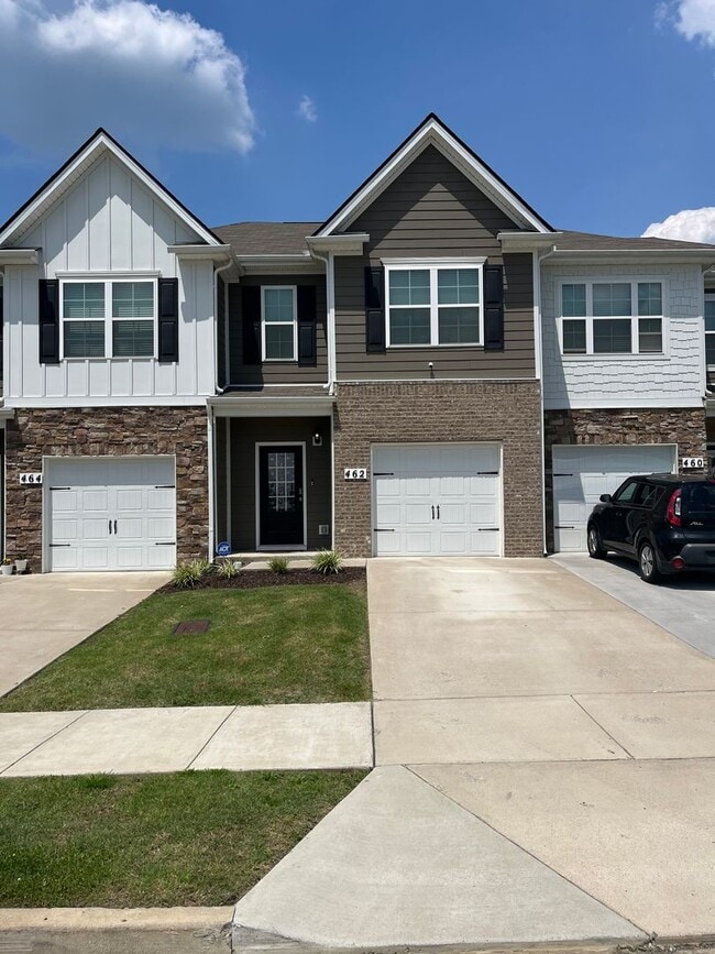 Primary Photo - FOR LEASE - TOWNHOME IN LEBANON TN, RIGHT ...