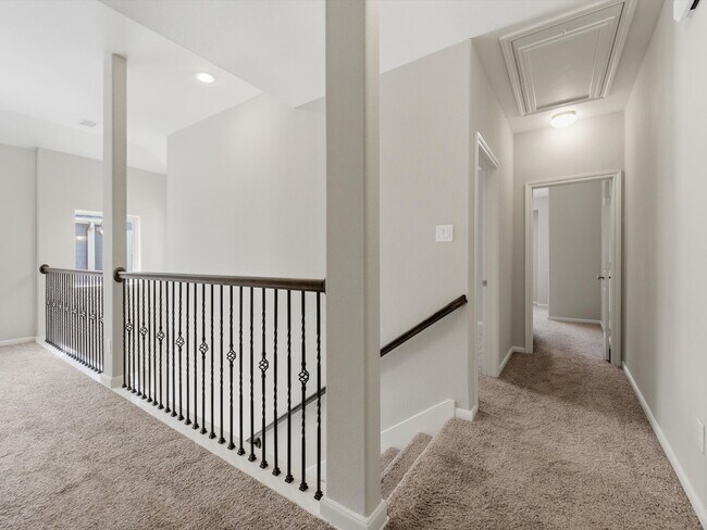 Building Photo - 28043 Rocky Heights Dr