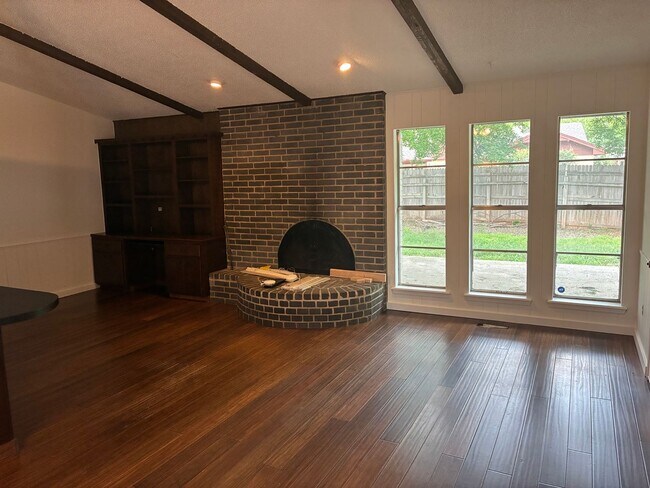 Building Photo - Spacious 4 Bed / 2 Bath Home for Rent in Norman