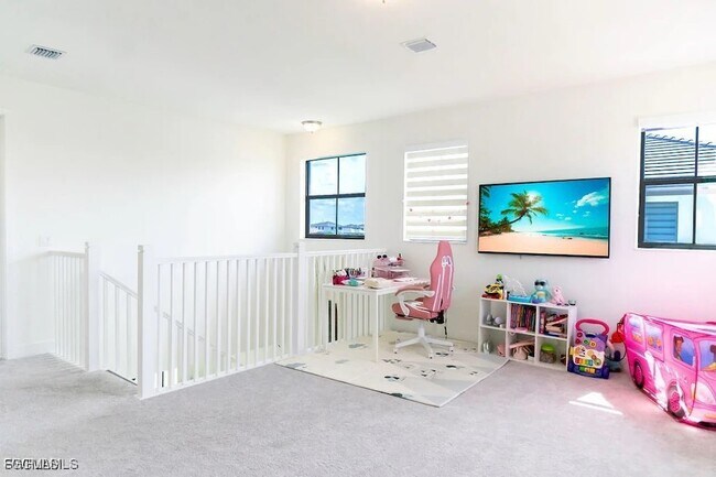 Building Photo - 5040 Frattina St.