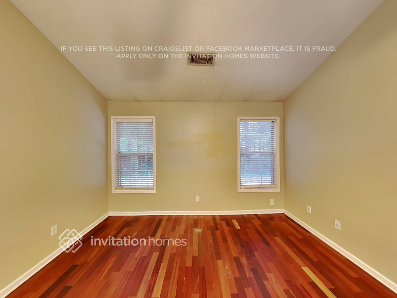 Building Photo - 660 Peachtree Trails Dr