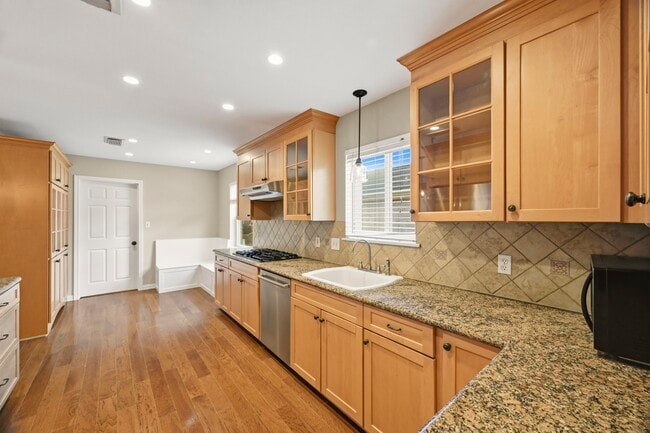 Building Photo - 6131 Yarwell Dr