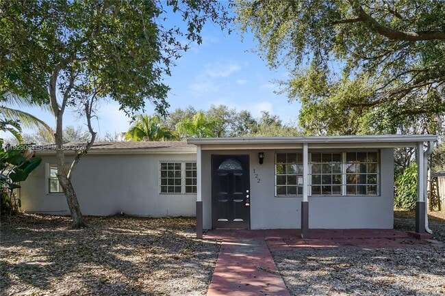 Primary Photo - 122 Allen Rd