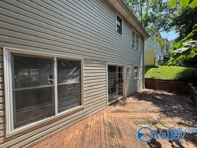 Building Photo - 526 Farmingdale Rd SE