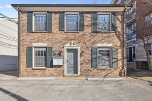 Building Photo - 118 30th Ave