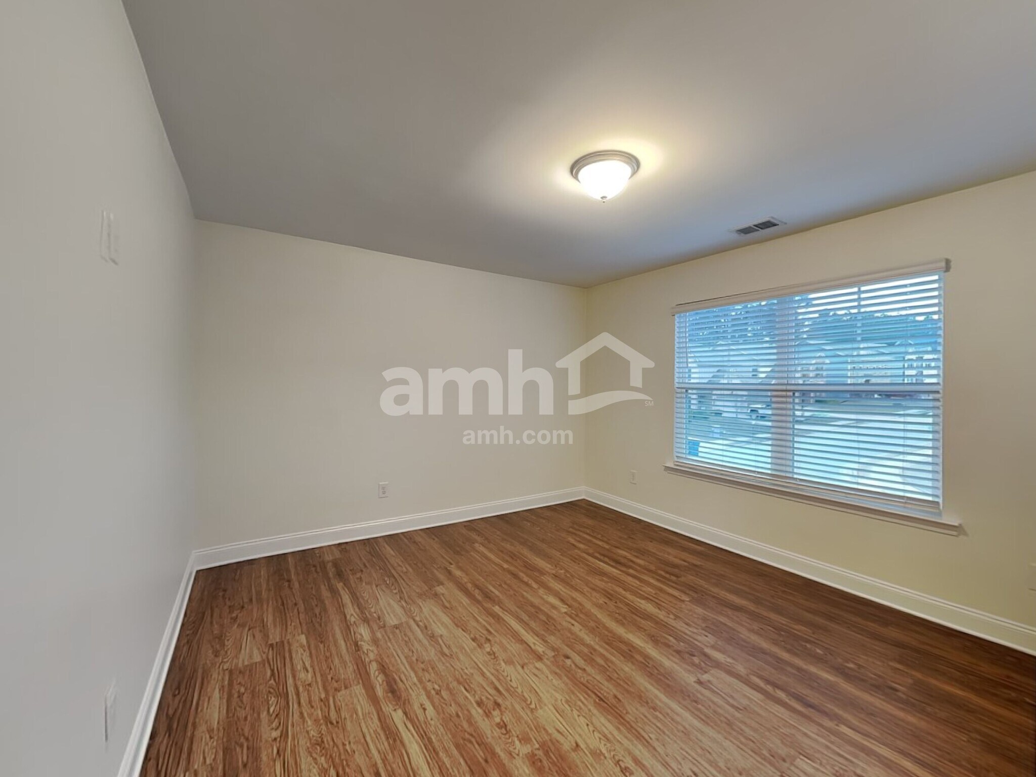 Building Photo - 1882 Weatherbrook Cir